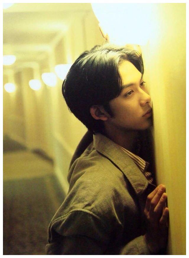 “最后的美少年”柏原崇：现今44岁没发福，和女友交往11年不结婚