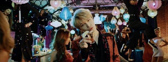 韩娱SM无血缘的“明星双胞胎”，傻傻分不清