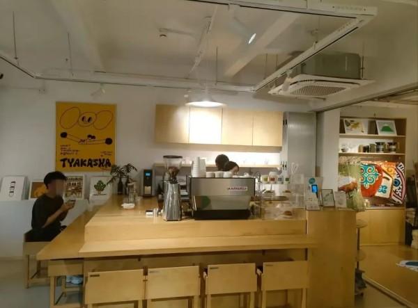 上海找不出第二条这样的百年弄堂！ 超多美食+宝藏小店！潮人云集！附打卡攻略→