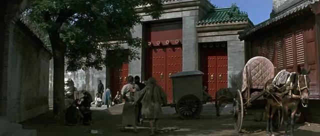 这部在故宫实地取景的电影，讲述的是“普通人”溥仪的一生