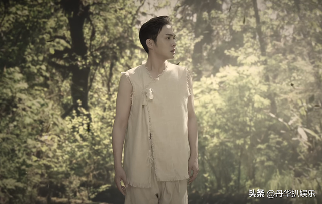 《司藤》:秦放是树,白金是鸟,那白英的后代是谁?