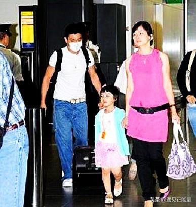 刘德华娶朱丽倩为妻,婚后12年恩爱如初,家庭幸福