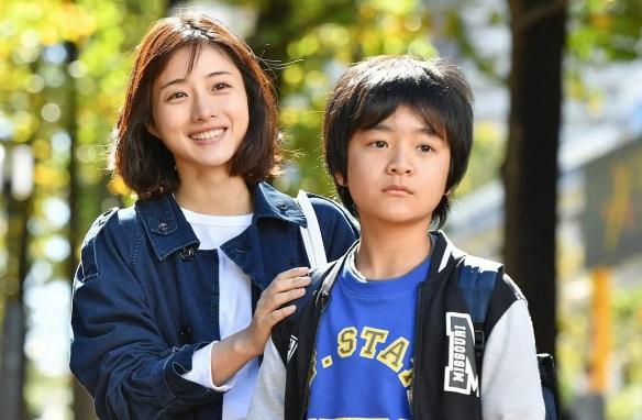 吃饭的时候千万别刷！推荐十部精彩刺激的重口法医剧