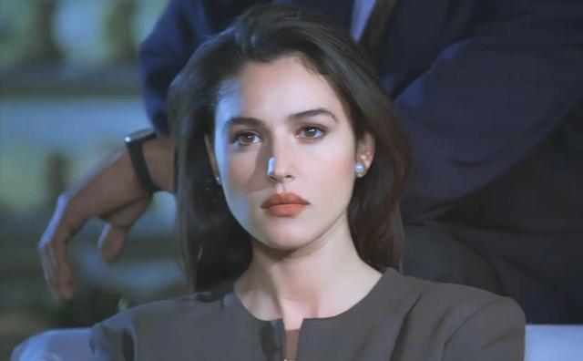 “地球球花”、“世界第一美女”的莫妮卡·贝鲁奇，谁能顶得住