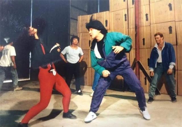 大岛由加利：成龙改变了她的职业，曾鼓励前夫郑浩南，接拍风月片