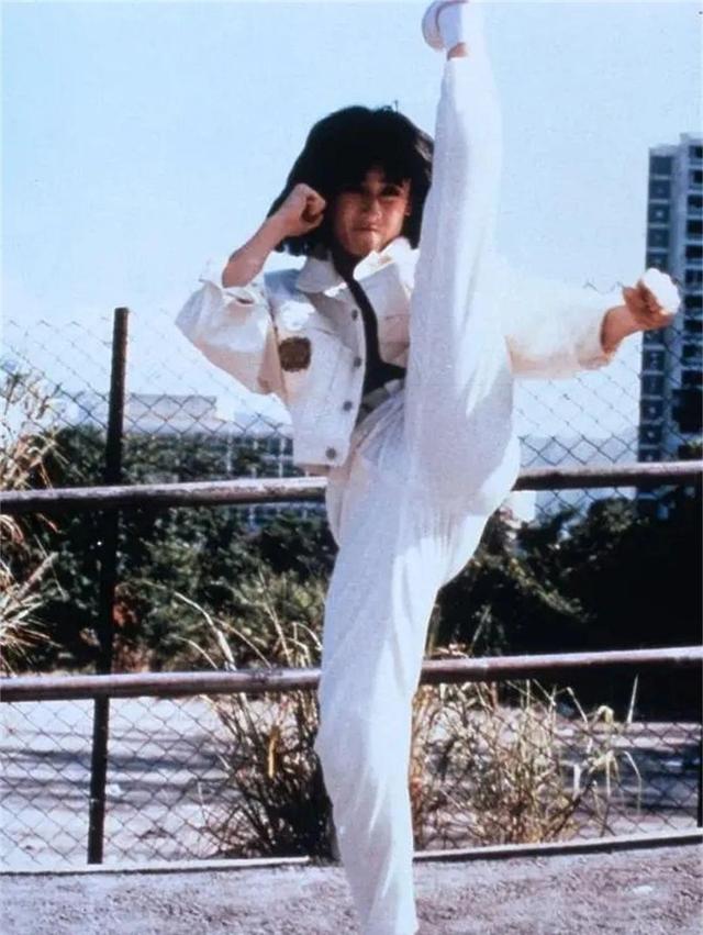 大岛由加利：成龙改变了她的职业，曾鼓励前夫郑浩南，接拍风月片