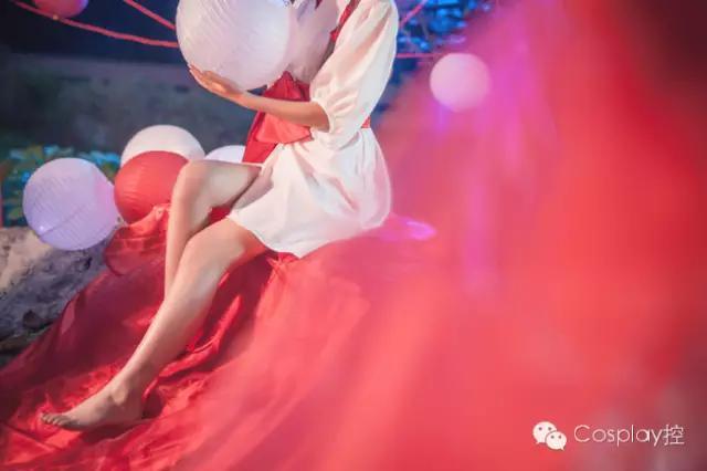 超还原的《吸血姬美夕》，造型美，背景棒，美夕仙如画！