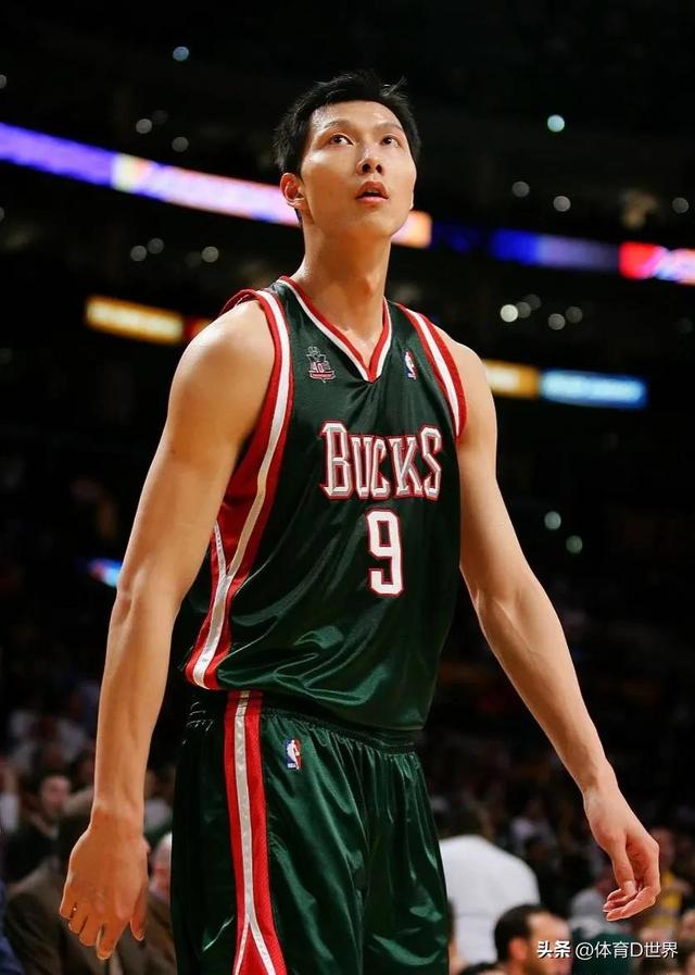 易建联是2007年选秀第6顺位，他前面的5人是谁，都取得了什么成就