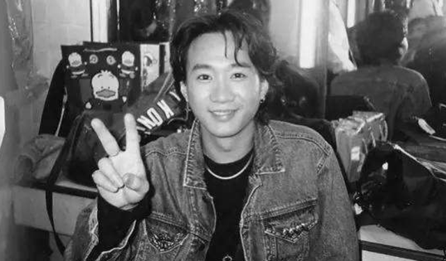 1993年黄家驹去世,在灵堂上痛哭的前女友林楚麒,为何遭到驱赶?