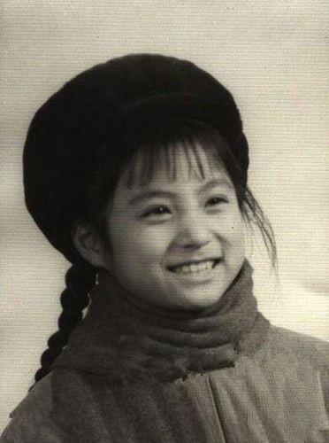 李玲玉：21岁嫁初恋，34岁嫁犹太富商生下混血儿，58岁的她怎样了