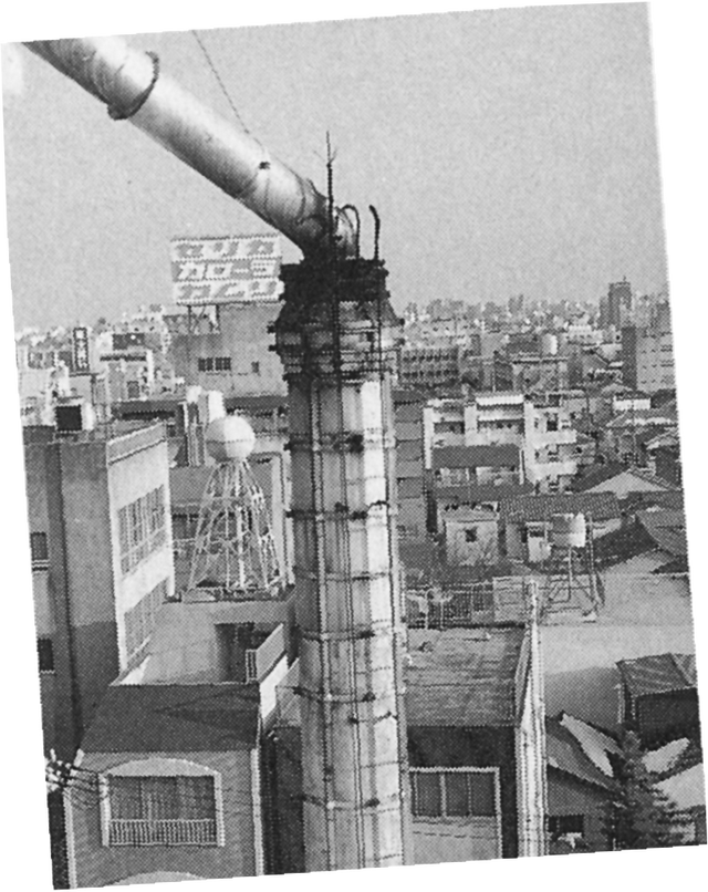 你看那些建筑,精心设计却又毫无用处