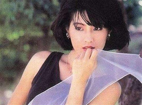 费玉清姐姐35岁当尼姑，70岁欠下四千万高利贷，俩弟弟也吃不消了