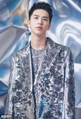 上瘾黄景瑜(有生之年系列黄景瑜、许魏洲霸屏神剧《上瘾》重新上映)