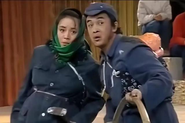 宋丹丹和第一任丈夫离婚，他说：娶过你做我的老婆，已经很幸福了