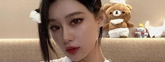 范志毅女儿范斯晶的三任男友:一任没钱,二任年纪大,第三任196