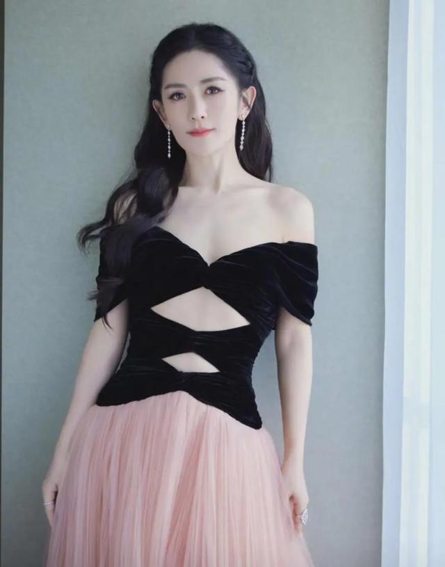 谢娜爆料！胡歌糗事被扒，竟遭“前女友”坐脸？！