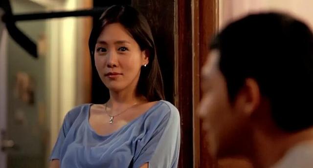 《女教师》,韩国19禁电影,两个女老师为争夺男学生无所不用
