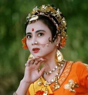 李玲玉是哪里人(李玲玉:21岁嫁初恋,34岁嫁犹太富商生下混血儿,58岁的她怎样了)