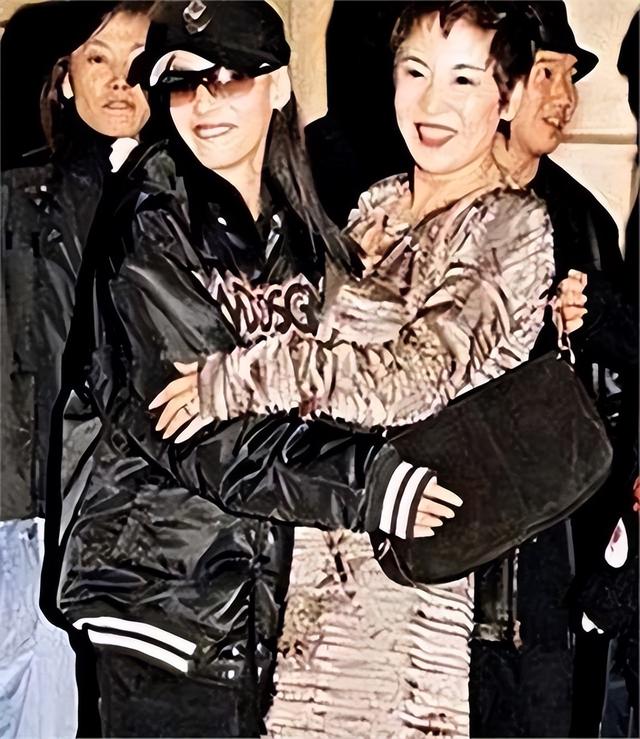 恩将仇报?撒谎成性?毁了张柏芝的,在“艳照门”之前早有预兆