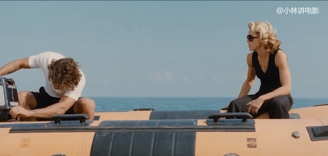 冒险电影：富婆流落荒岛，为了一口食物，甘愿当穷人的奴隶