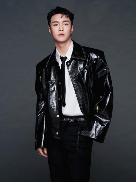 张艺兴：我和潘生都很执拗