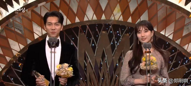 李昇基为女儿庆祝1周岁生日！女儿肉嘟嘟超可爱，画面十分温馨