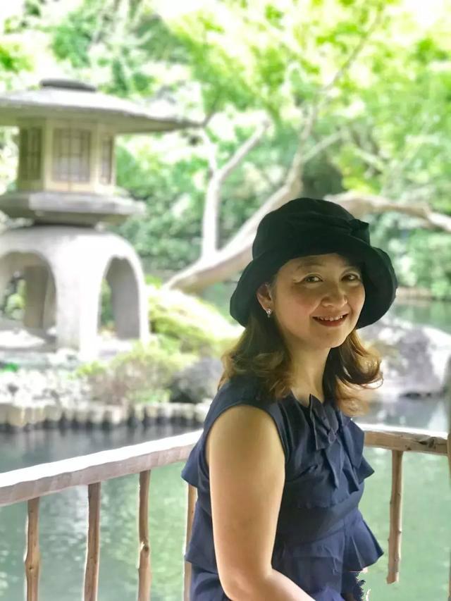 凭借《城南旧事》中“英子”一角一夜成名的沈洁为何销声匿迹了?