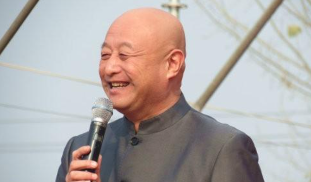 陈寒柏：指责郭德纲欺师灭祖，辱骂北京足球队，认5个干爹当靠山