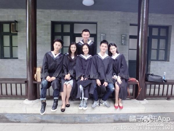 还记得《美人为馅》的周小篆吗？他居然是陈晓的伴郎？