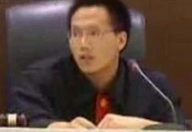 16年前,“彭宇”案轰动全国,被撞老人直至离世前都被当作碰瓷