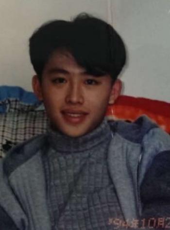 台政坛掀“翻旧照”风潮 王金平笑忆当年“头发真多”