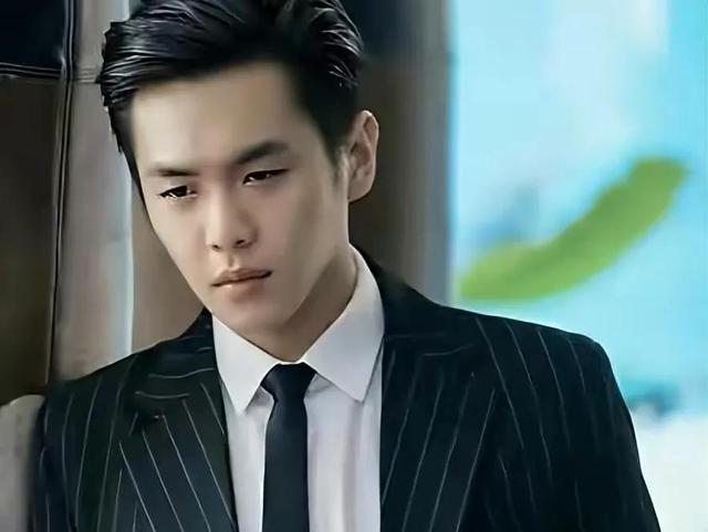 十大迷人小眼男星,一个比一个帅气,论样貌肖央第五,张若昀第二