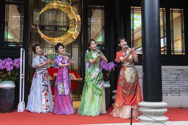 “荔湾礼物”隆重登场，首家旗舰店璀璨启幕