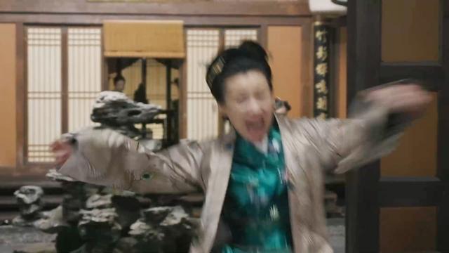 康姨母死于顾廷烨之手便多了一桩罪过,为何小秦氏不高兴反而害怕