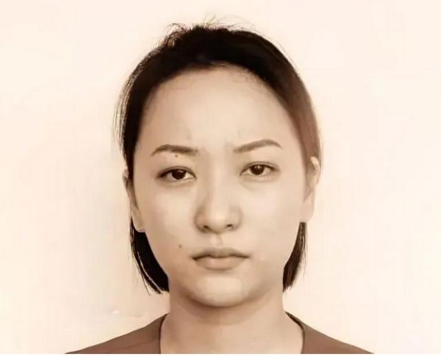 重庆“三姐”王紫绮：控制2000失足女，被捕时满脸死气，毫无生机