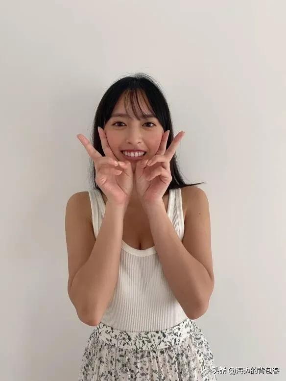 日本女星大槻りこ写真集，清纯、童颜，妥妥美女一枚