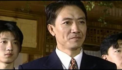 20年前这部轰动一时的电视剧，现在看简直是全明星阵容