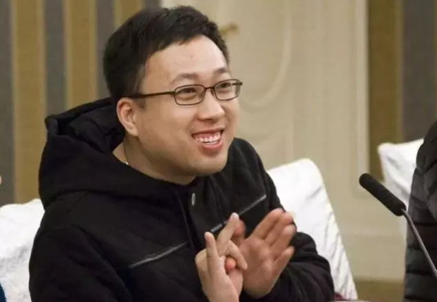 陈都灵汪汐潮分手!于正留评秒删被骂贱,与汪汐潮真实关系曝光