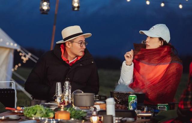 与前国脚谢晖分开后，超模佟晨洁婚姻再亮红灯……但活成“人间清醒”为她圈粉无数