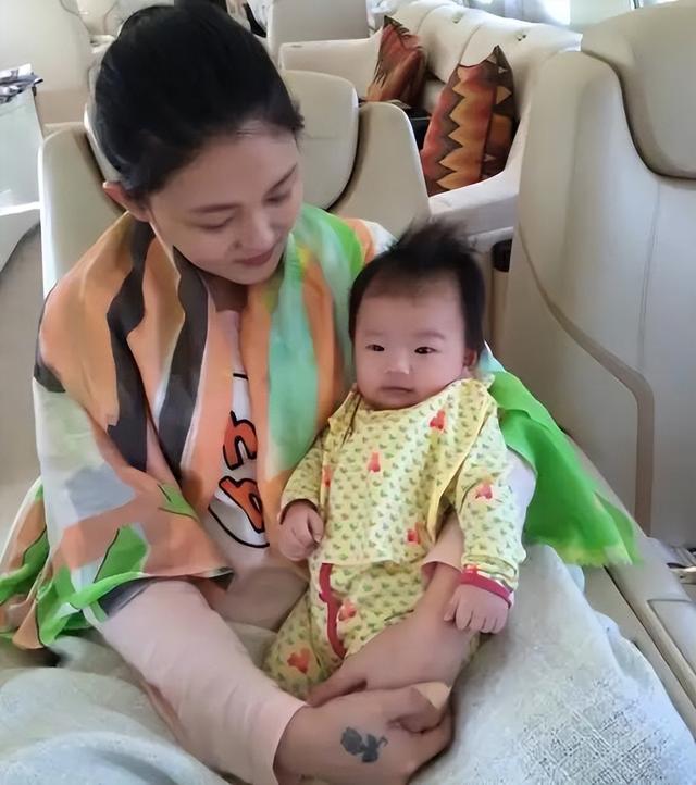 大S去世10天，S妈首度发文，7个字背后的复杂情绪让人共鸣