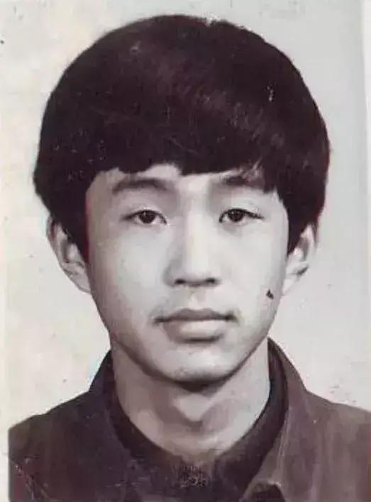 流浪大师沈巍:退网后变身专家,跟女粉丝关系亲密却不承认