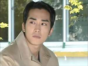 俊熙(《蓝色生死恋》看到俊熙和恩熙“私奔”,才知幼美的爱有多窒息)