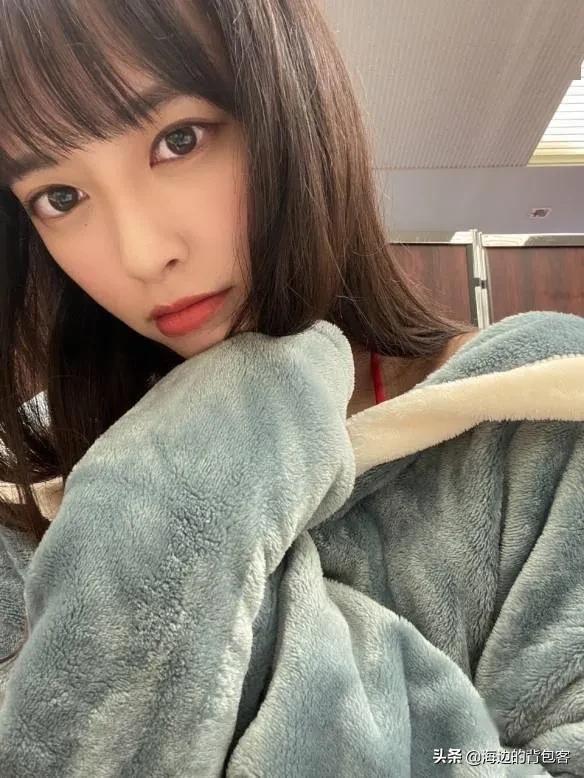 日本女星大槻りこ写真集，清纯、童颜，妥妥美女一枚