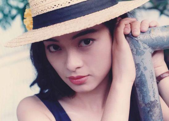 《天龙八部》最经典阿朱，从艺19年后退圈读书，今成甄嬛迷妹