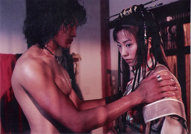 丑女硬演美女，台词羞耻做作，洗脑神剧《风云》魔性又上头