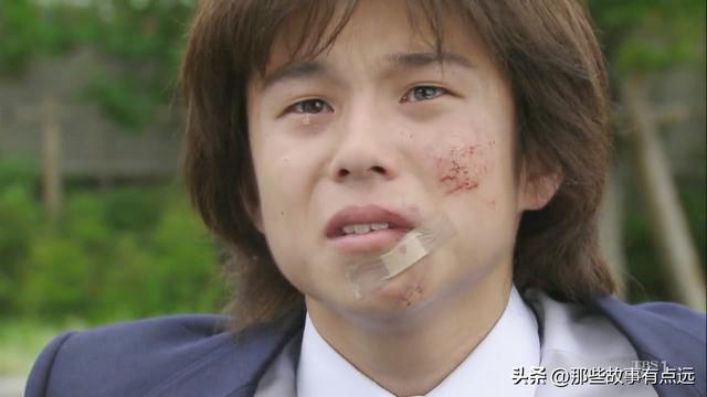 原来《鸣龙少年》里的那些槽点,都是从《龙樱》复制过来的