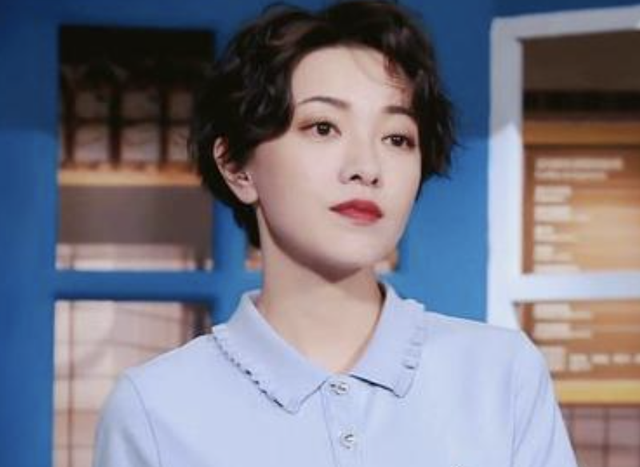 《喜宝》原著:离婚20年后跳楼自杀,她撕开了单亲妈妈最苦一面