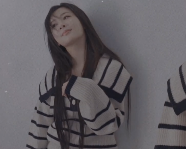 杨紫30岁生日晒出14张照片庆生，脸长山根粗壮，网友热议撞脸那英