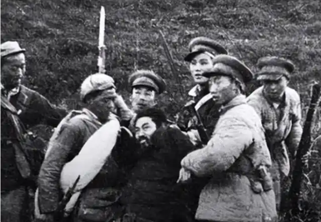 川陕四大恶匪!王三春、赖金廷等人都是什么下场?