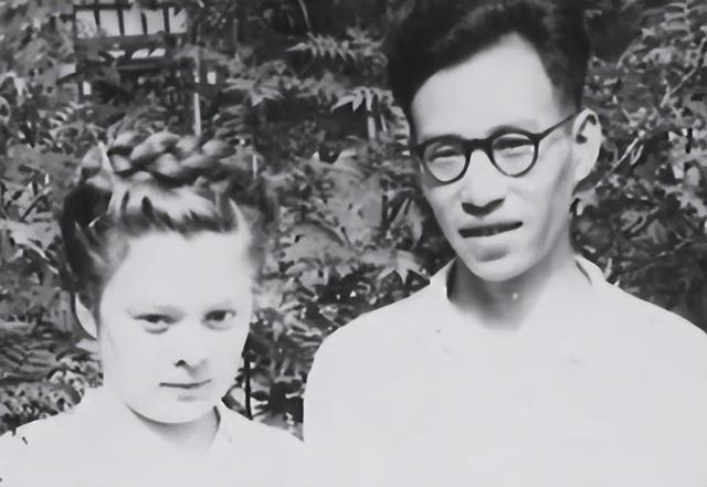 刘少奇的孙子阿廖沙，俄罗斯航天专家，数次申请回国都不被批准